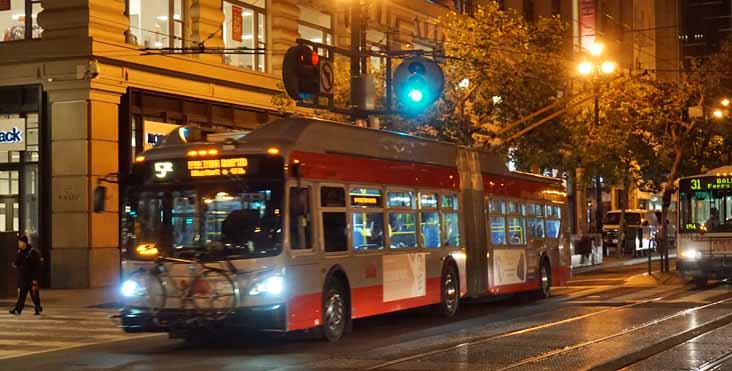 MUNI New Flyer XT60